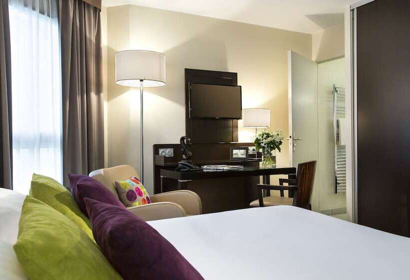 استودیوی استاندارد, Citadines Republique Paris