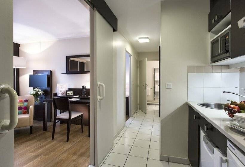 1 Bedroom Apartment, Citadines Republique Paris