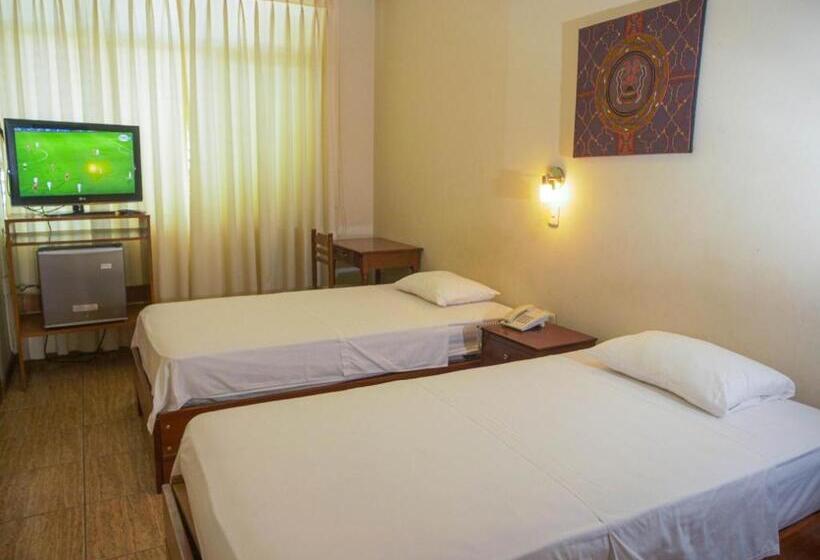 اتاق استاندارد, Grand Hotel Mercedes