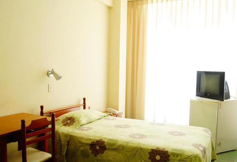 اتاق کلاسیک یک تخته, Grand Hotel Mercedes
