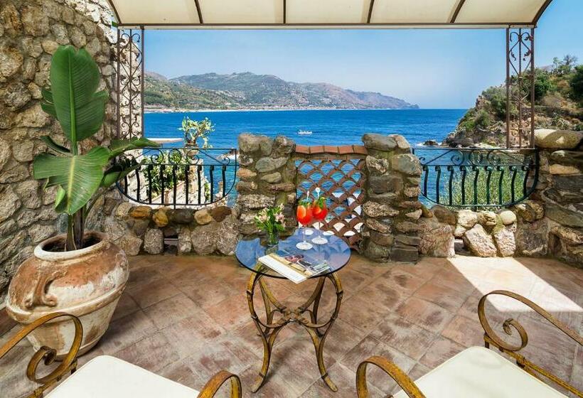 اتاق سه نفره دلوکس با چشم‌انداز دریا, Atlantis Bay  Vretreats