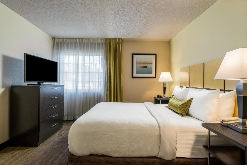 استودیوی استاندارد, Candlewood Suites Glen Allen Short Pump