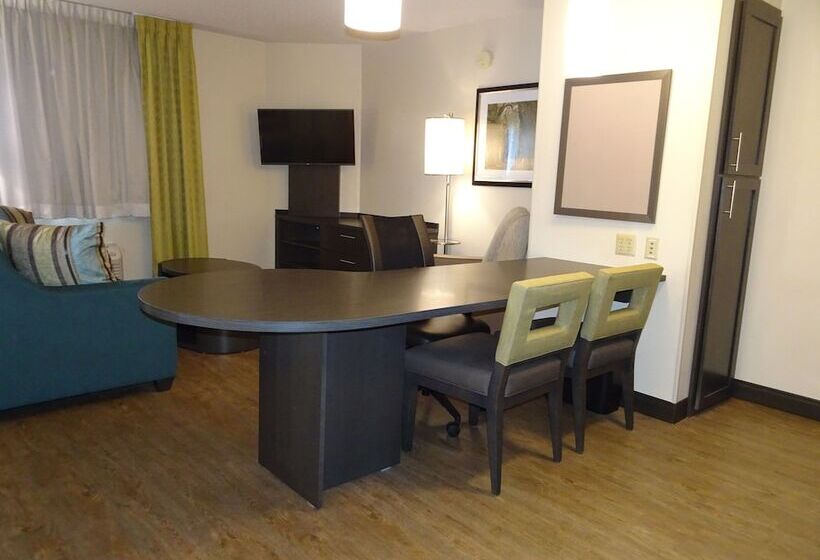 سوییت, Candlewood Suites Glen Allen Short Pump