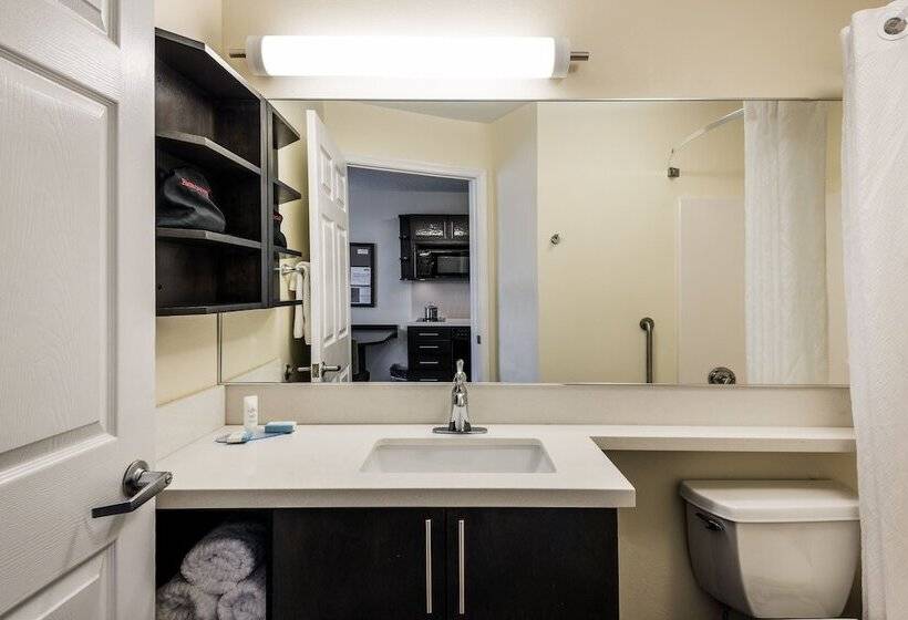 استودیوی استاندارد, Candlewood Suites Glen Allen Short Pump