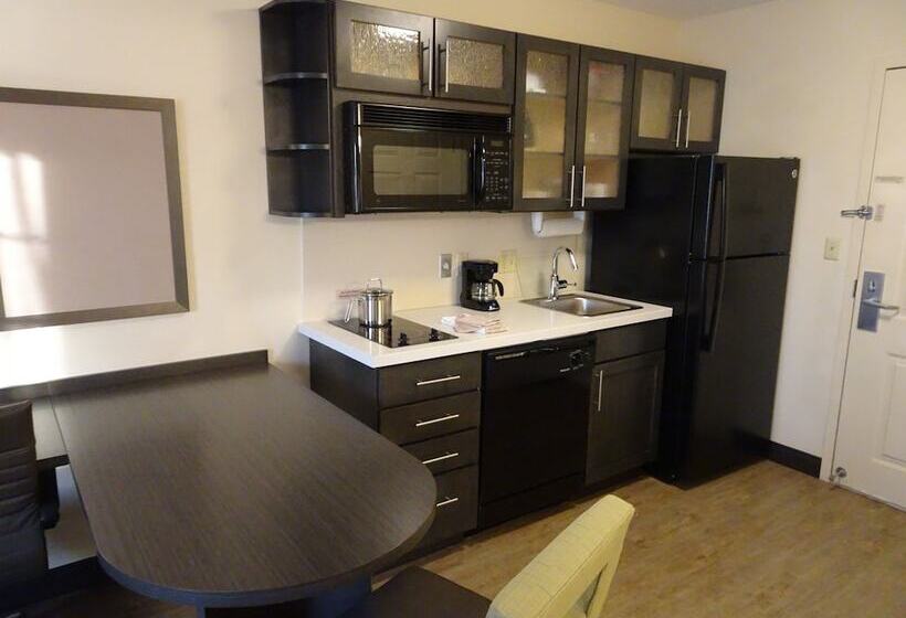 استودیوی استاندارد, Candlewood Suites Glen Allen Short Pump