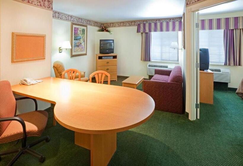 اتاق استاندارد برای معلولان, Candlewood Suites Tyler, An Ihg