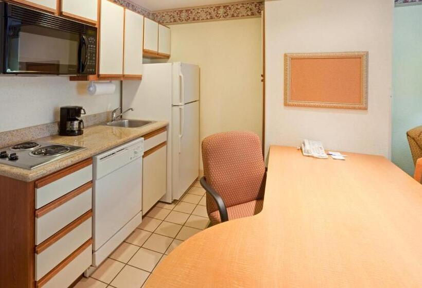 سوییت, Candlewood Suites Tyler, An Ihg