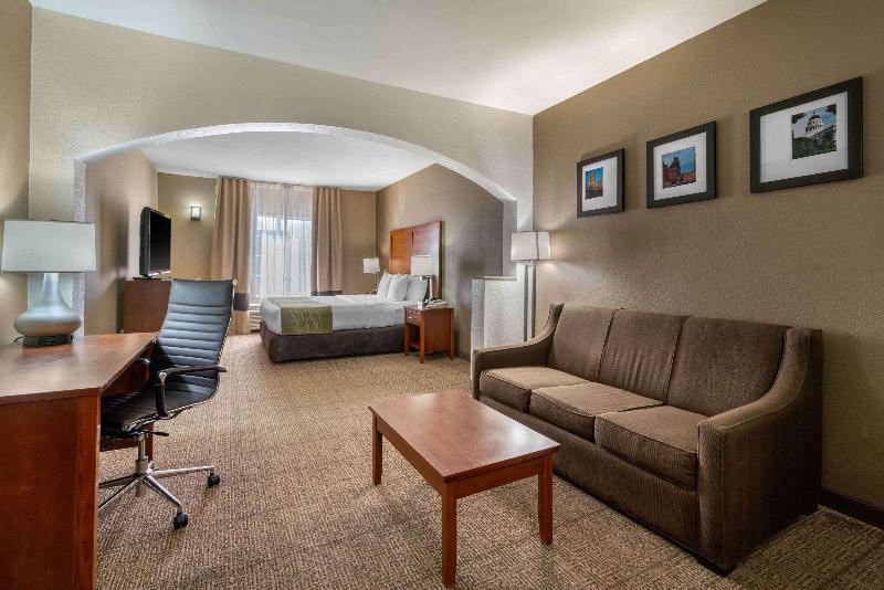 Suite Kingsize Bett, Comfort Inn & Suites Sacramento – University Area