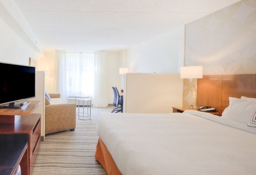 اتاق استاندارد با تخت دوبل برای معلولان, Fairfield Inn & Suites Winstonsalem Downtown