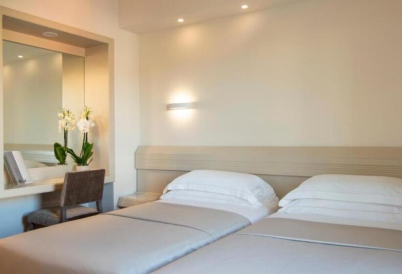 اتاق استاندارد, Grifone Firenze  Meetings & Spa