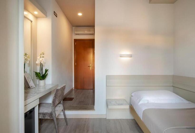اتاق استاندارد یک نفره, Grifone Firenze  Meetings & Spa