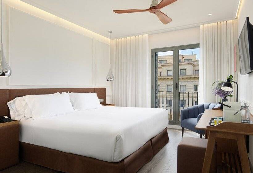 اتاق لوکس با بالکن, H10 Universitat