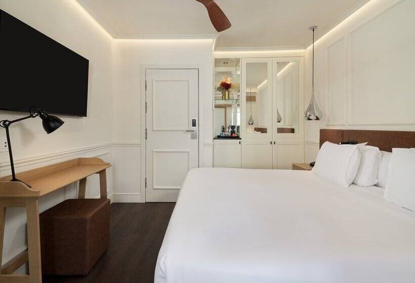 اتاق کلاسیک, H10 Universitat