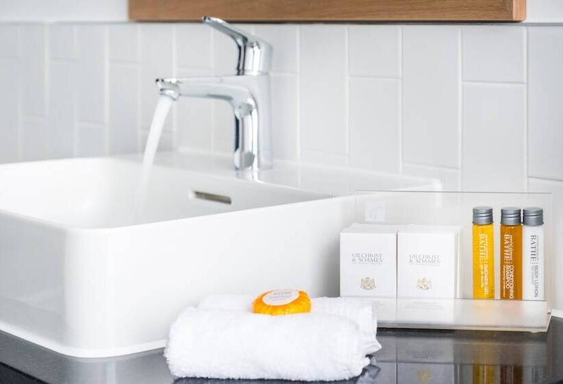 اتاق استاندارد, Holiday Inn Coventry M6, J2, An Ihg