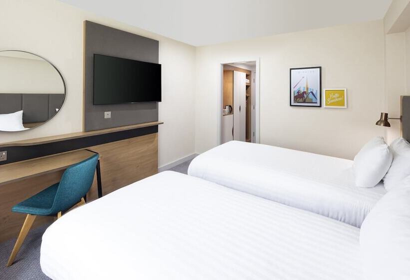 Standard Room, Holiday Inn Coventry M6 Jct 2