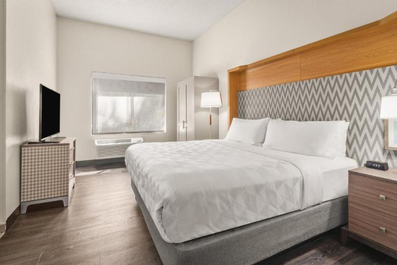 سوئیت با تخت بزرگ, Holiday Inn & Suites Bothell  Seattle Northeast