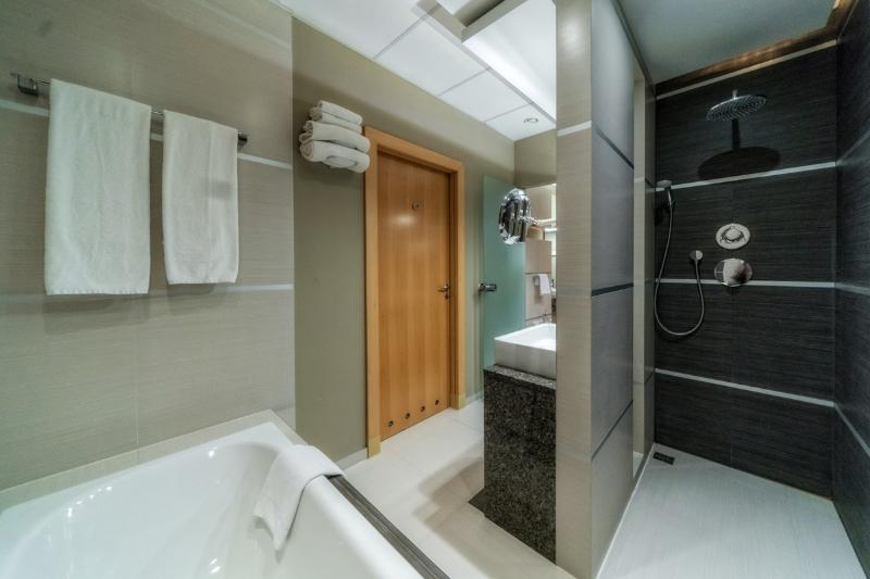 آپارتمان 1 خوابه, Hp Park Plaza