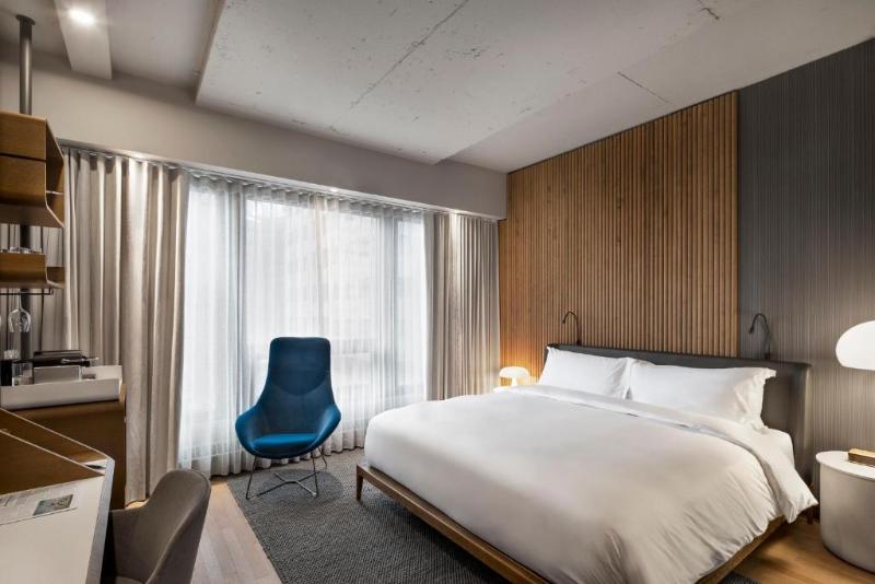 חדר קלאסי מיטת קינג סייז, Hôtel Le Germain Montréal