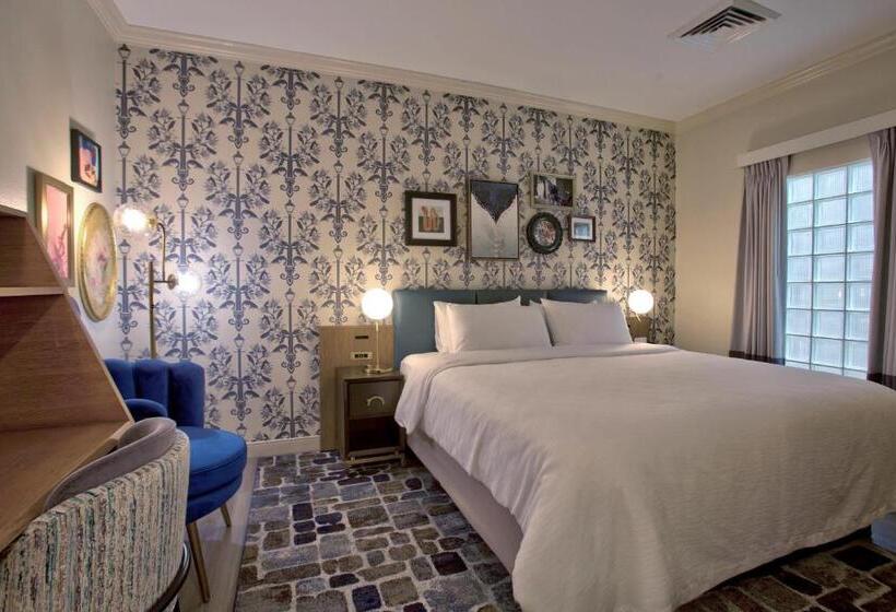 חדר סטנדרט מותאם לאדם עם מוגבלויות, Indigo New Orleans French Quarter By Ihg