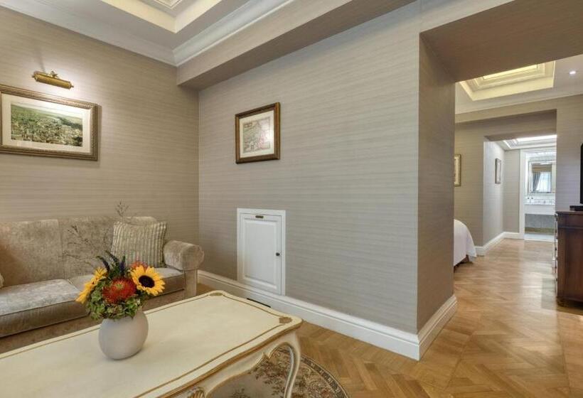 Deluxe Suite King Bed, King George, A Luxury Collection Hotel, Athens