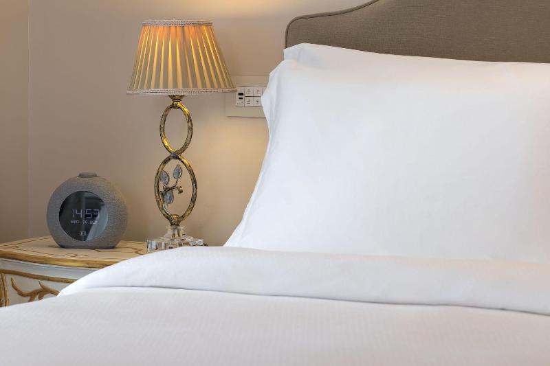 اتاق دلوکس با تخت کینگ و چشم‌انداز شهر, King George, A Luxury Collection Hotel, Athens