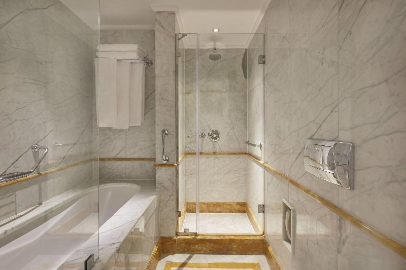 اتاق کلاسیک با تخت دونفره, King George, A Luxury Collection Hotel, Athens