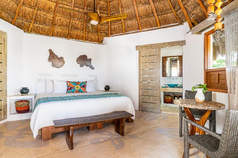 اتاق استاندارد با چشم‌انداز دریا, Mahekal Beach Front Resort & Spa