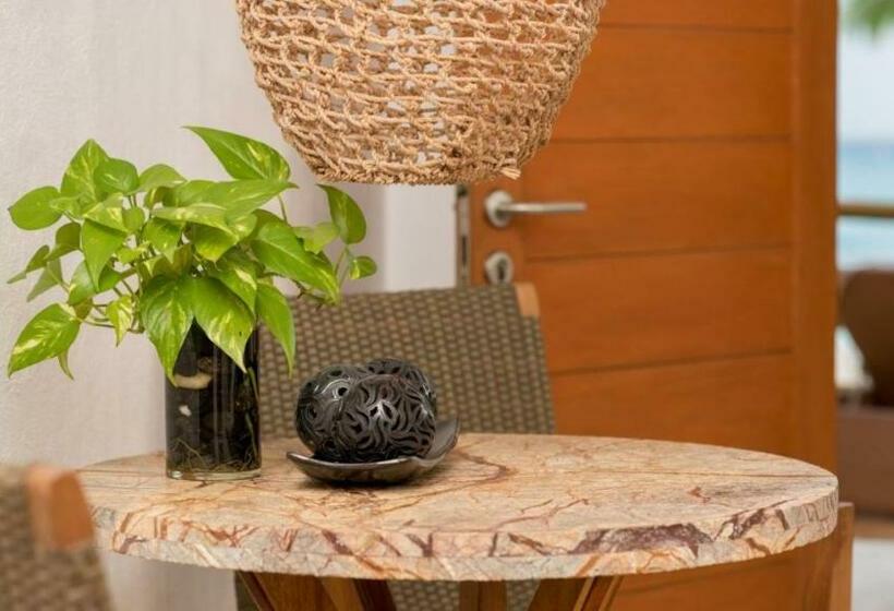 اتاق استاندارد با چشم‌انداز باغ, Mahekal Beach Front Resort & Spa