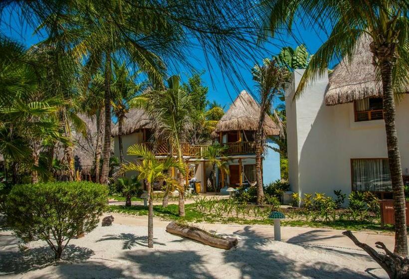 اتاق استاندارد با چشم‌انداز باغ, Mahekal Beach Front Resort & Spa