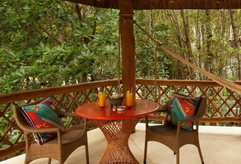 اتاق استاندارد با چشم‌انداز باغ, Mahekal Beach Front Resort & Spa