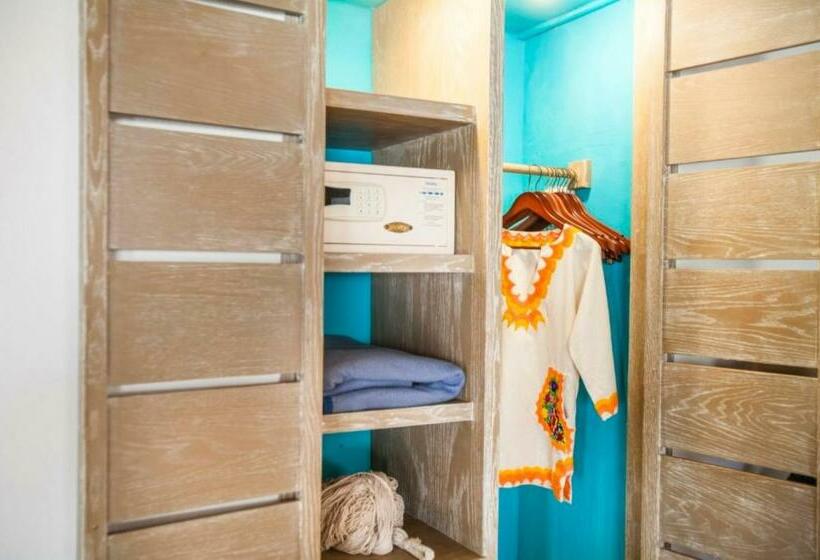اتاق استاندارد با چشم‌انداز دریا, Mahekal Beach Front Resort & Spa