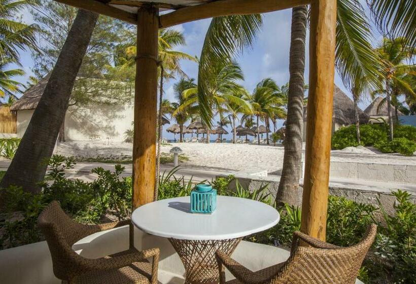 اتاق استاندارد با چشم‌انداز دریا, Mahekal Beach Front Resort & Spa