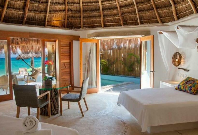 اتاق لوکس با چشم‌انداز دریا, Mahekal Beach Front Resort & Spa