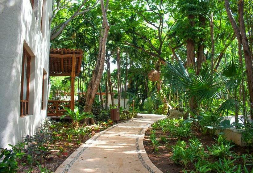 Standard Room, Mahekal Beach Front Resort And Spa