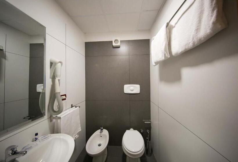 اتاق استاندارد, Mediterranea Hotel & Convention Center