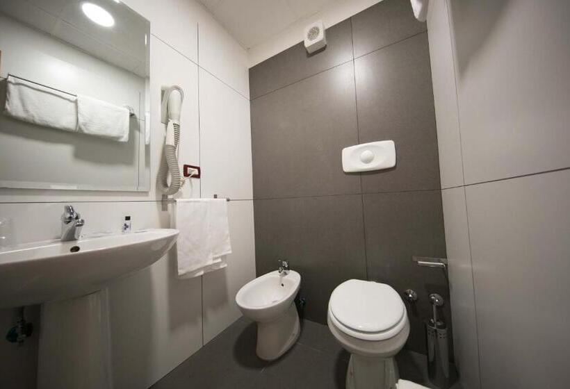 اتاق استاندارد, Mediterranea Hotel & Convention Center