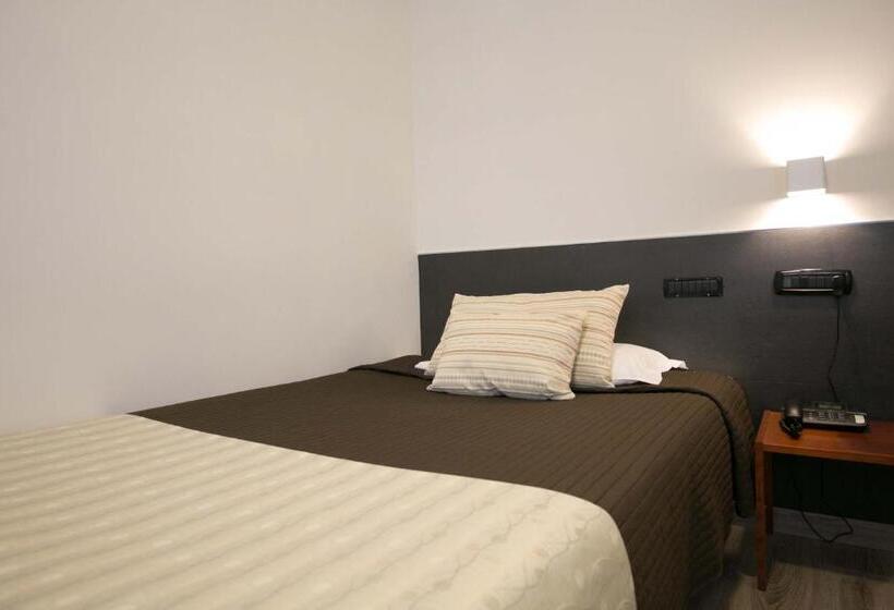 اتاق استاندارد یک نفره, Mediterranea Hotel & Convention Center