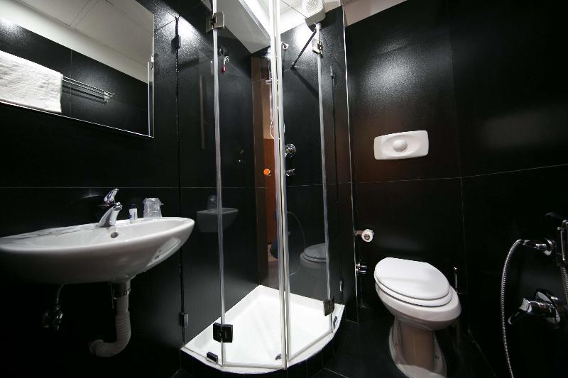اتاق استاندارد یک نفره, Mediterranea Hotel & Convention Center