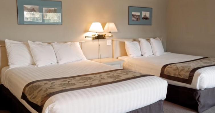 اتاق استاندارد با 2 تخت دوبل, Quarterdeck Inn Port Hardy