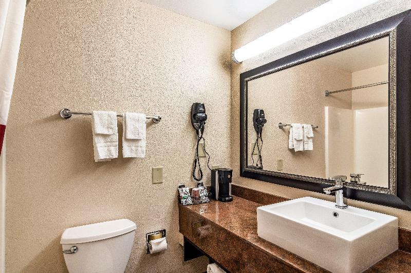 اتاق سوپریور با تخت بزرگ, Red Roof Plus+ & Suites Atlanta Airport South