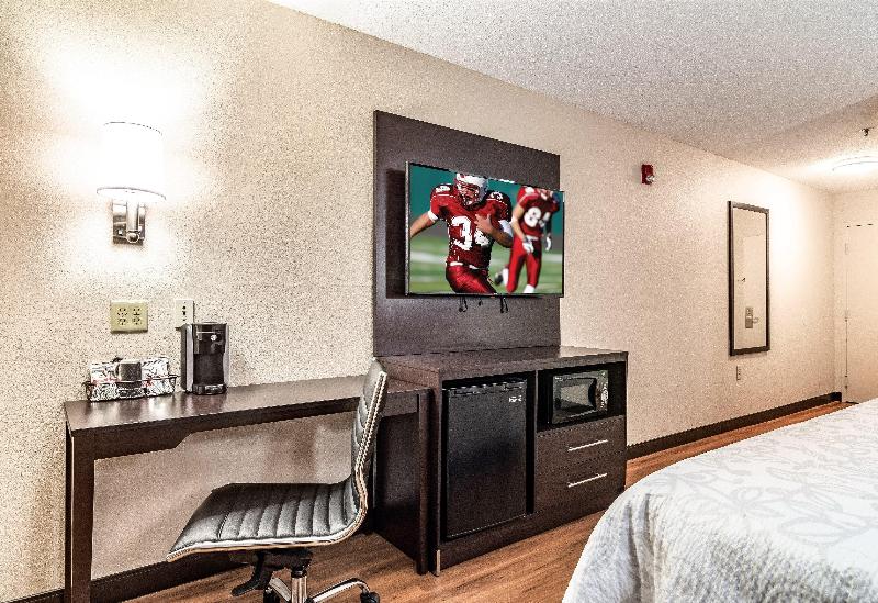 اتاق سوپریور با تخت بزرگ, Red Roof Plus+ & Suites Atlanta Airport South