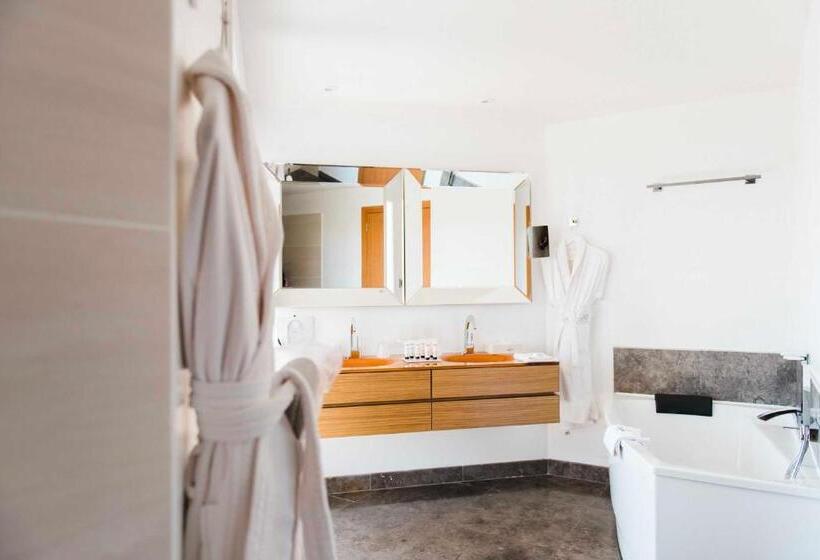 سوییت پرستیژ, Relais Et Chateaux Thalasso & Spa Ile De La Lagune