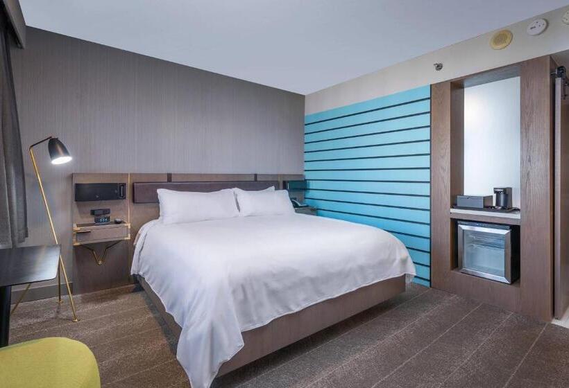 اتاق استاندارد با تخت بزرگ, Renaissance Reno Downtown Hotel & Spa