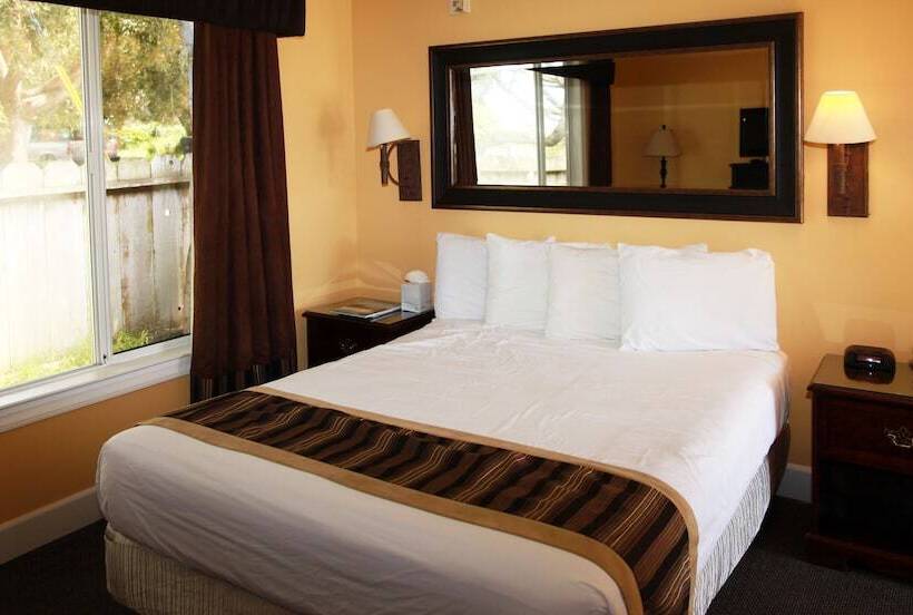 اتاق استاندارد با تخت دوبل, Sea Breeze Inn  Pacific Grove