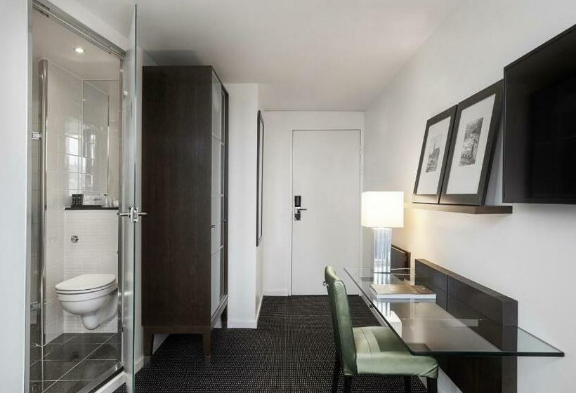 Superior Single Room, The Square