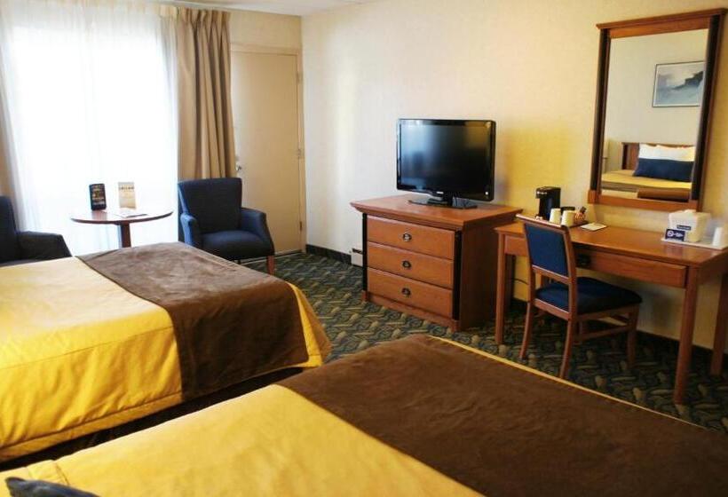 غرفه قياسيه سريرين مزدوجين, Travelodge By Wyndham Niagara Falls At The Falls