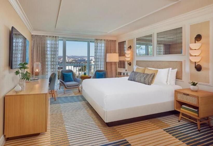 Deluxe Room King Bed & City View, Viceroy Santa Monica