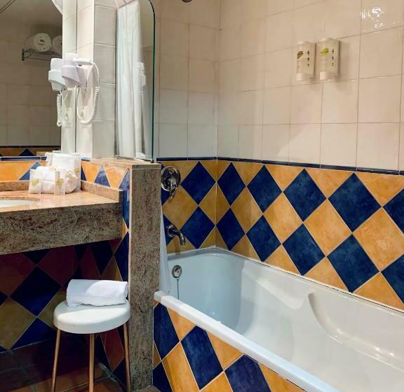 اتاق استاندارد, La Figuerola Hotel & Restaurant