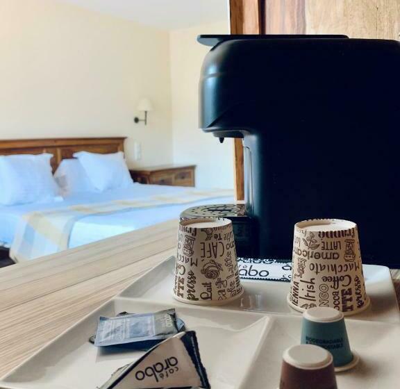 سوییت, La Figuerola Hotel & Restaurant