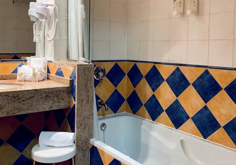 اتاق استاندارد, La Figuerola Hotel & Restaurant